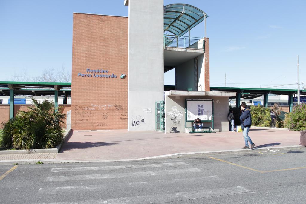 Leonardo Rome Holidays Fiumicino Exterior foto